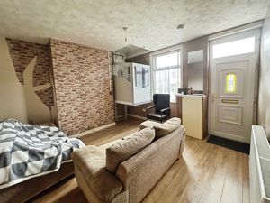 Living Room- click for photo gallery